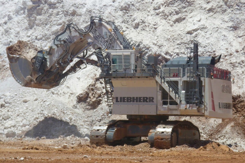 Liebherr R9800 G6