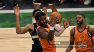profil-lengkap-deandre-ayton-pemain-nba-muda