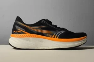 review-sepatu-terbaik-meteora-kualitas-dan-kenyamanan-terbaik