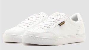 review-sepatu-brodo-calcio-all-white-pilihan-sepatu-terbaik