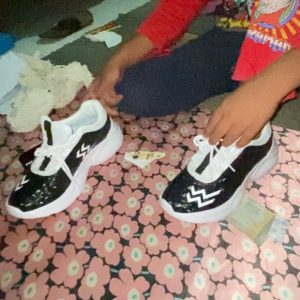 sepatu-basket-athletica-jayson-black-white-desain-stylish-dan-nyaman