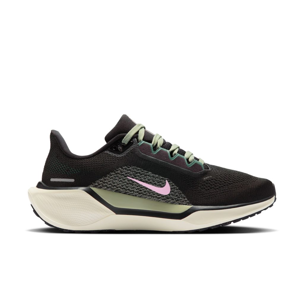 sepatu-revolution-6-inovasi-terbaru-untuk-performa-optimal