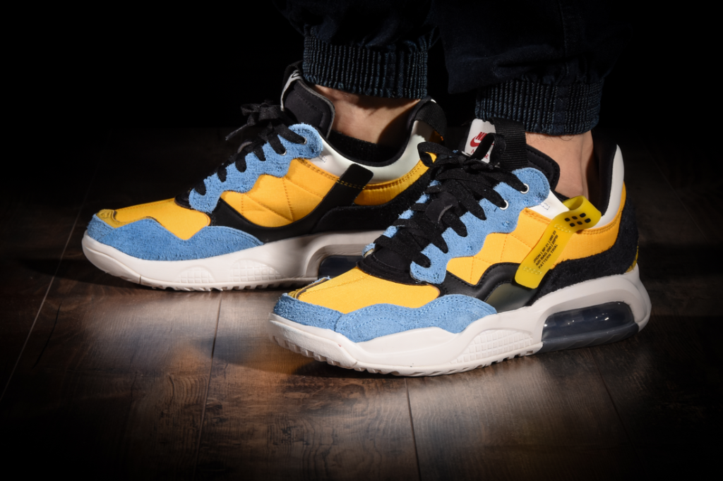 sepatu-jordan-ma2-still-loading-cv8122-desain-dan-spesifikasi