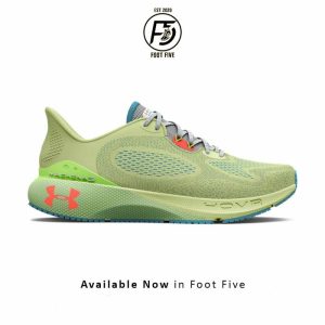 sepatu-lari-wanita-ua-hovr-machina-3-nyaman-dan-ringan