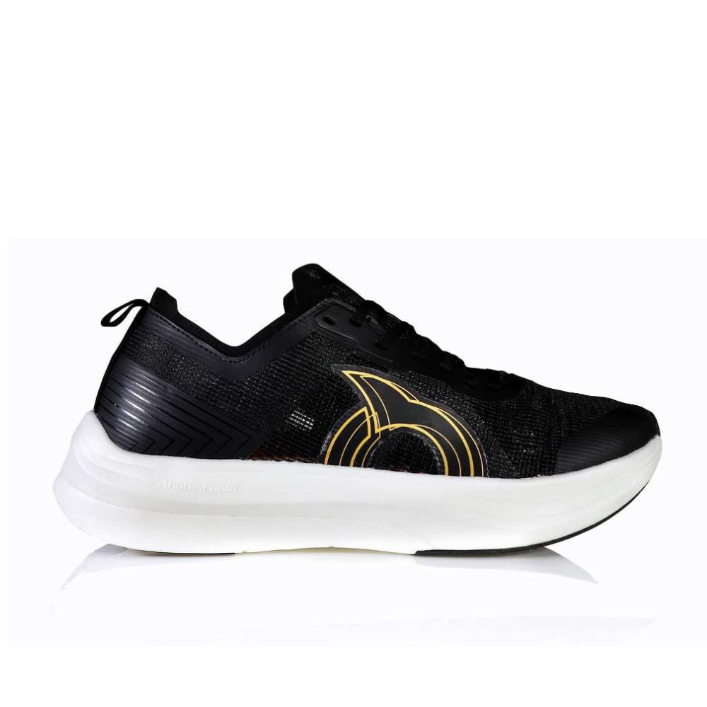 sepatu-ortuseight-hypersonic-1-3-black-gold-desain-dan-performa